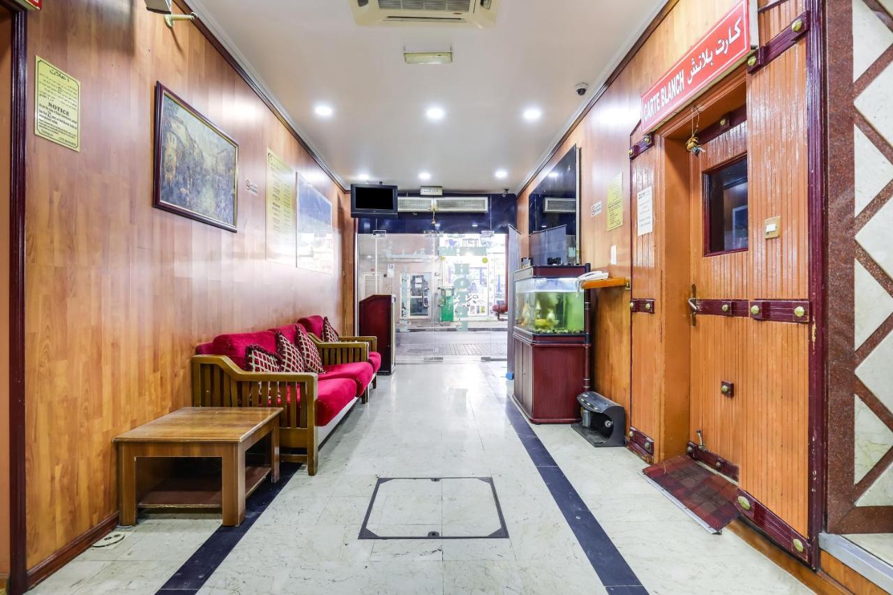 Oyo 353 Middle East Hotel 두바이 외부 사진